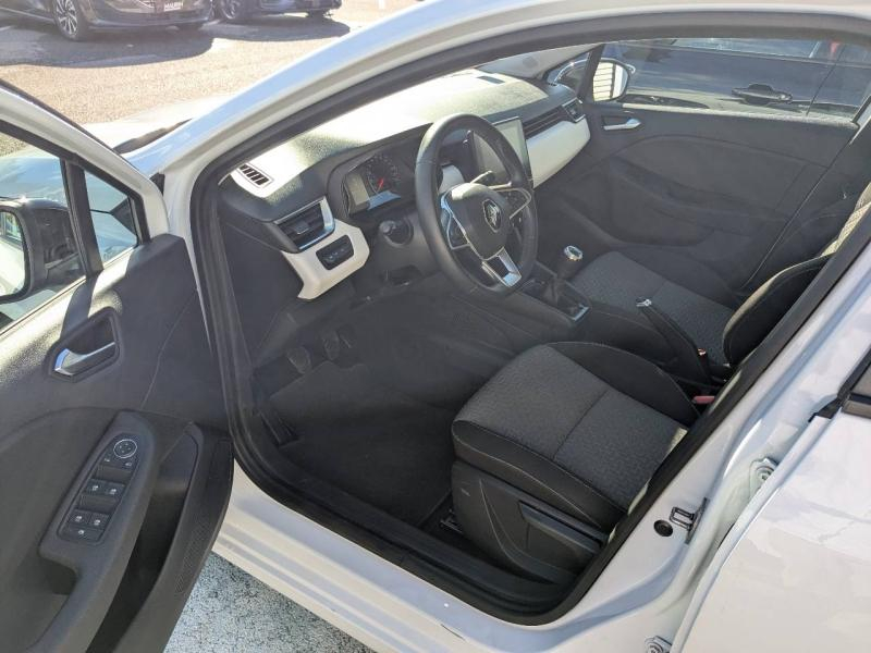 RENAULT Clio d’occasion à vendre à AUBAGNE chez AIX AUTOMOBILES (Photo 7)