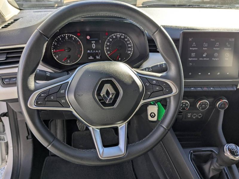 RENAULT Clio d’occasion à vendre à AUBAGNE chez AIX AUTOMOBILES (Photo 8)