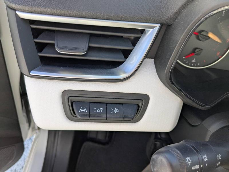 RENAULT Clio d’occasion à vendre à AUBAGNE chez AIX AUTOMOBILES (Photo 16)