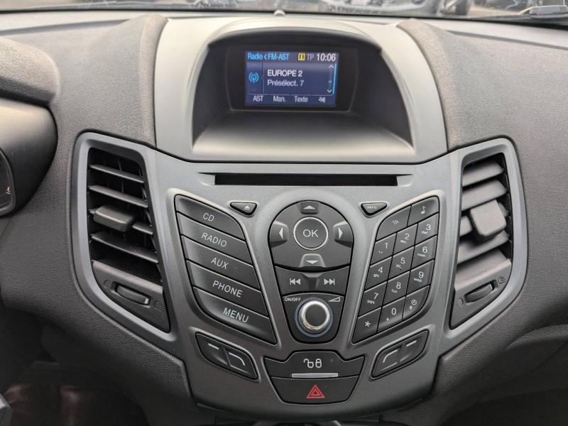 FORD Fiesta d’occasion à vendre à AUBAGNE chez AIX AUTOMOBILES (Photo 10)