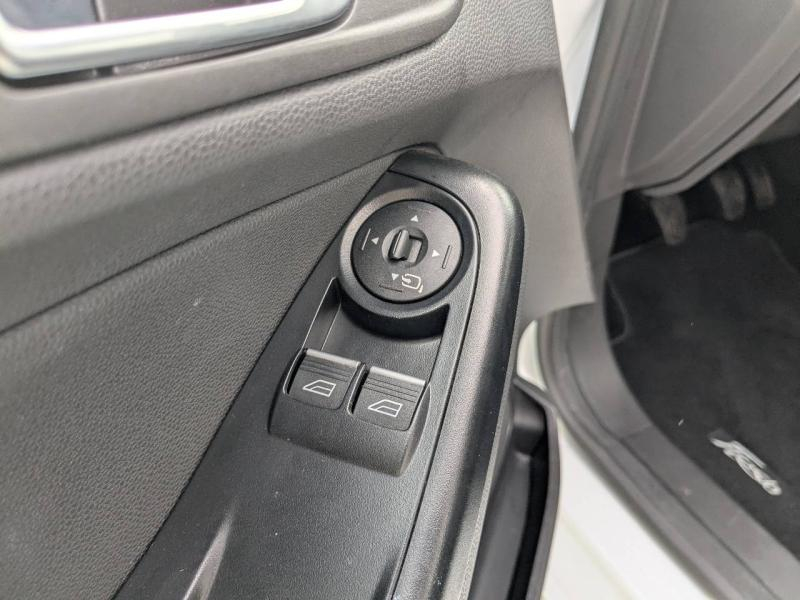 FORD Fiesta d’occasion à vendre à AUBAGNE chez AIX AUTOMOBILES (Photo 16)