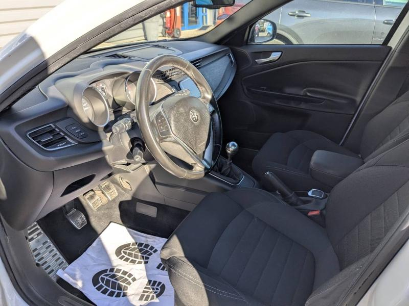 ALFA ROMEO Giulietta d’occasion à vendre à AUBAGNE chez AIX AUTOMOBILES (Photo 7)