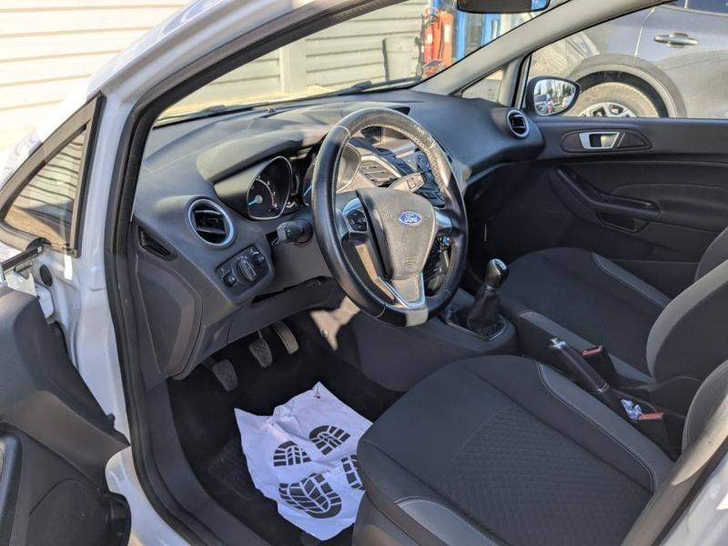 FORD Fiesta d’occasion à vendre à AUBAGNE chez AIX AUTOMOBILES (Photo 7)