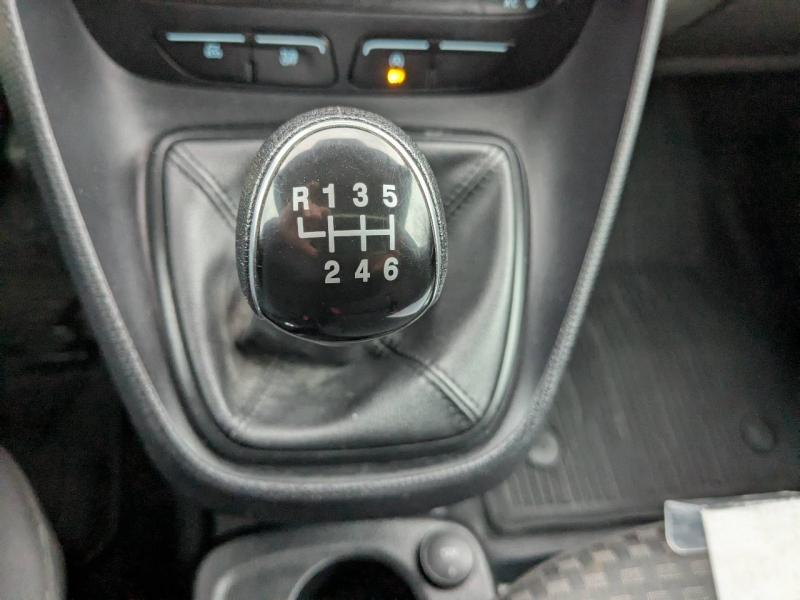 FORD Transit Connect VUL d’occasion à vendre à AUBAGNE chez AIX AUTOMOBILES (Photo 7)