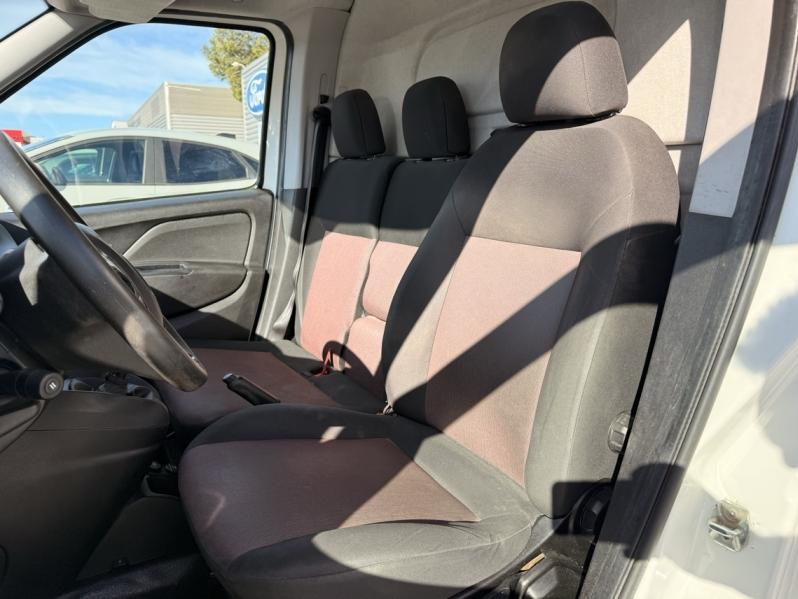FIAT Doblo Cargo VUL d’occasion à vendre à AUBAGNE chez AIX AUTOMOBILES (Photo 11)