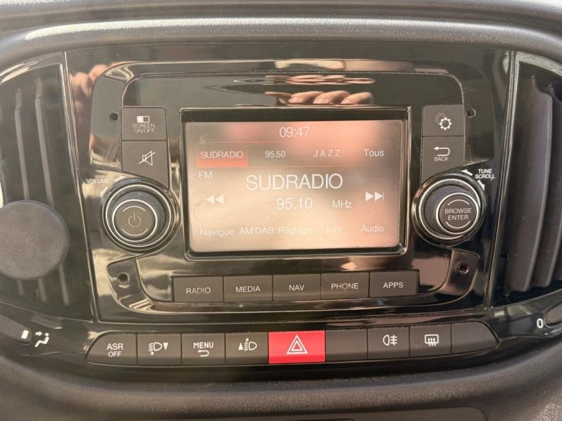 FIAT Doblo Cargo VUL d’occasion à vendre à AUBAGNE chez AIX AUTOMOBILES (Photo 14)