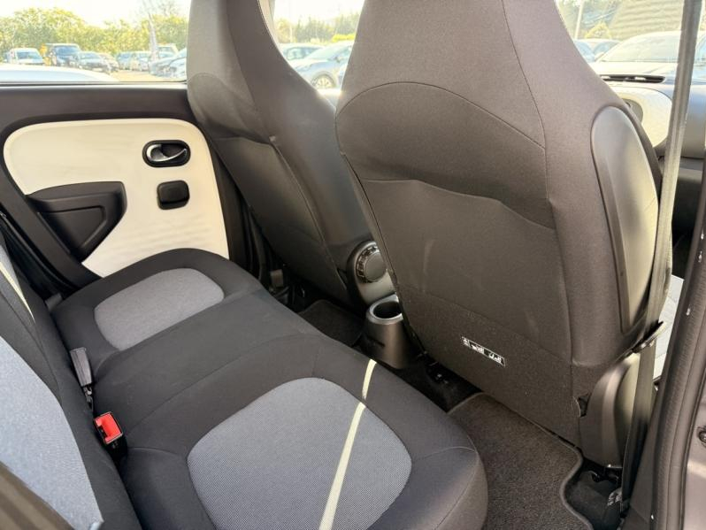 RENAULT Twingo d’occasion à vendre à AUBAGNE chez AIX AUTOMOBILES (Photo 18)