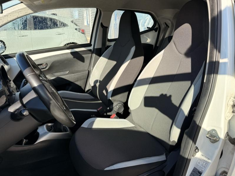 TOYOTA Aygo d’occasion à vendre à AUBAGNE chez AIX AUTOMOBILES (Photo 13)