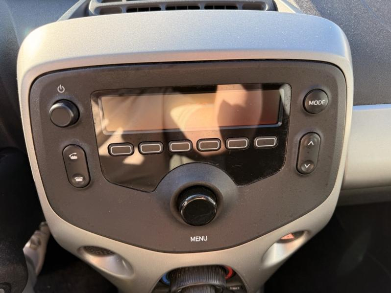 TOYOTA Aygo d’occasion à vendre à AUBAGNE chez AIX AUTOMOBILES (Photo 16)