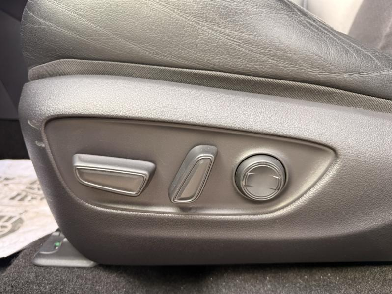 TOYOTA RAV4 d’occasion à vendre à AUBAGNE chez AIX AUTOMOBILES (Photo 12)