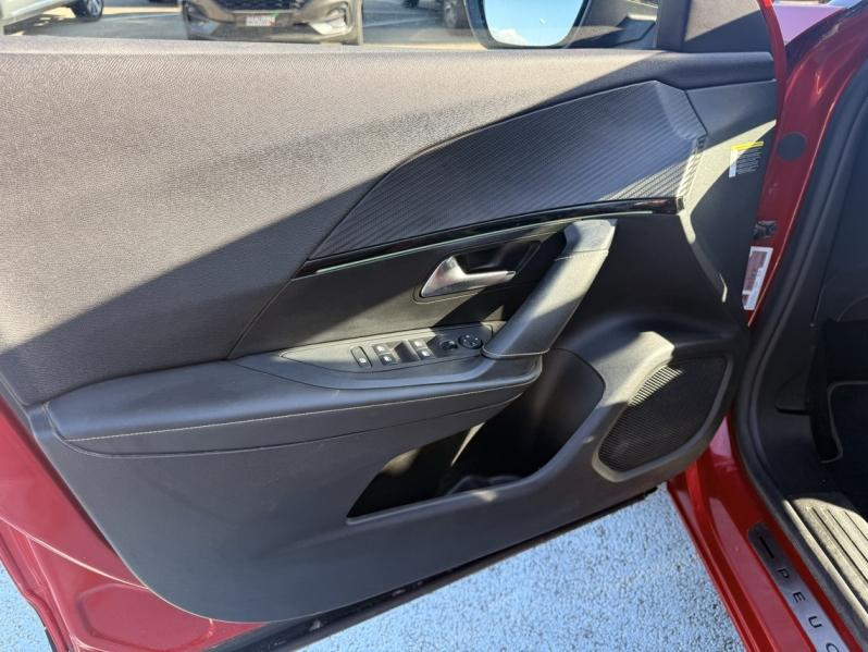 PEUGEOT 2008 d’occasion à vendre à AUBAGNE chez AIX AUTOMOBILES (Photo 9)