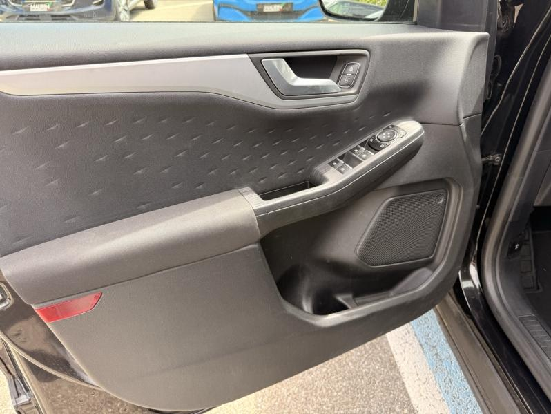 FORD Kuga d’occasion à vendre à AUBAGNE chez AIX AUTOMOBILES (Photo 10)