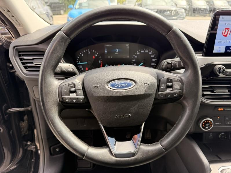 FORD Kuga d’occasion à vendre à AUBAGNE chez AIX AUTOMOBILES (Photo 15)